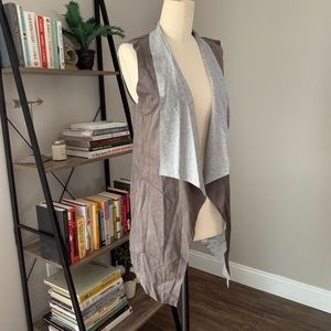 Leather-like Sleeveless layer